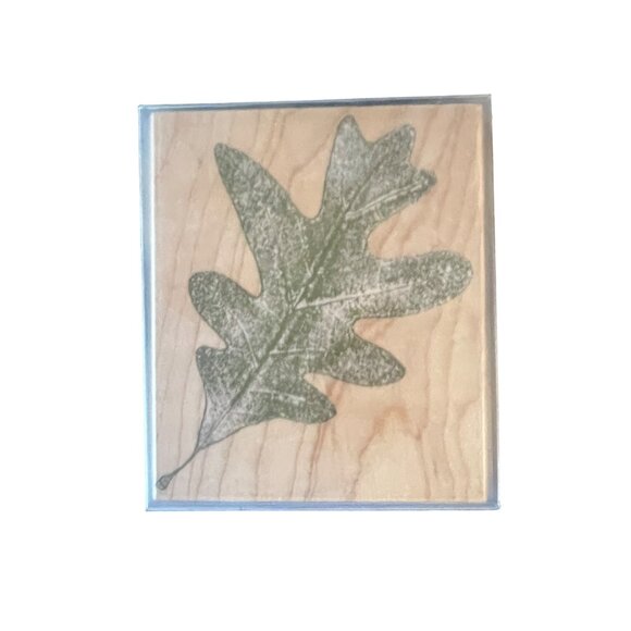 Hero Arts Leaf Impressions Oak Leaf Rubber Stamp N2104 - Picture 1 of 5